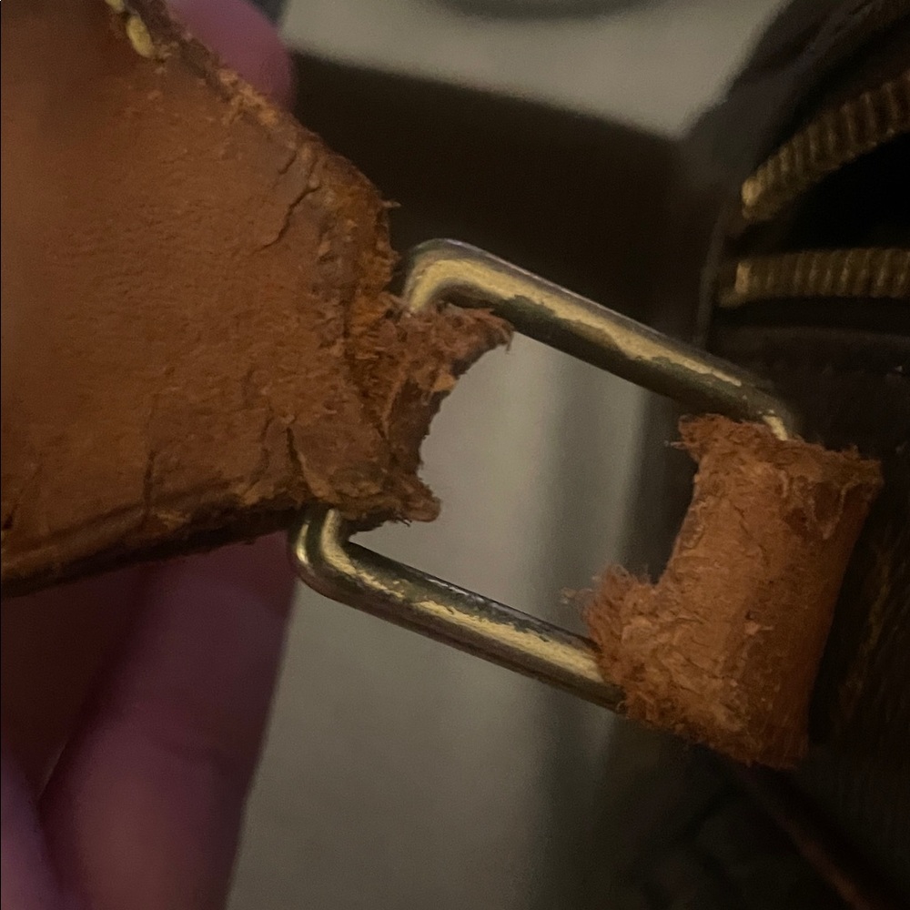 Louis Vuitton Brown and Gold Travel Bag - Picture 16 of 16